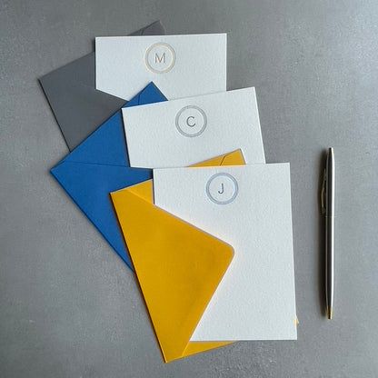 The Simple Circle Notecard