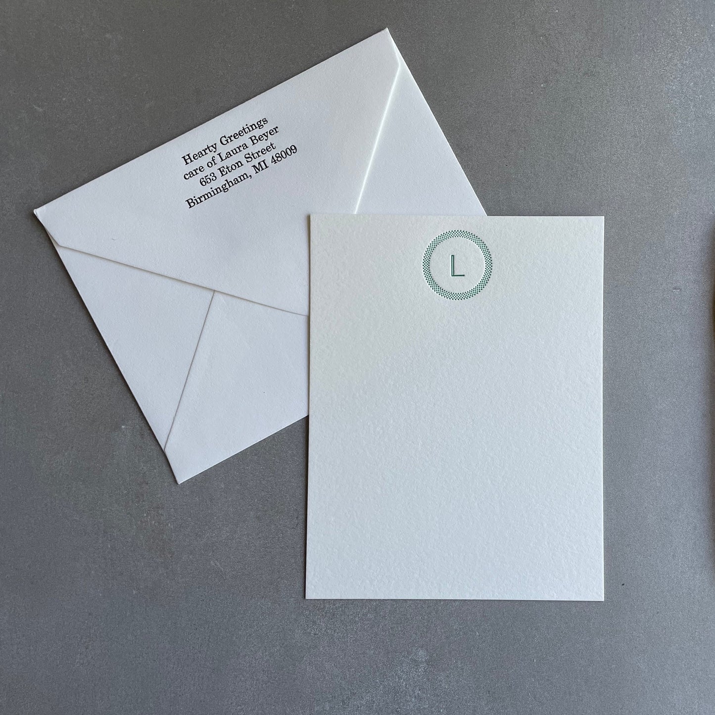 The Simple Circle Notecard