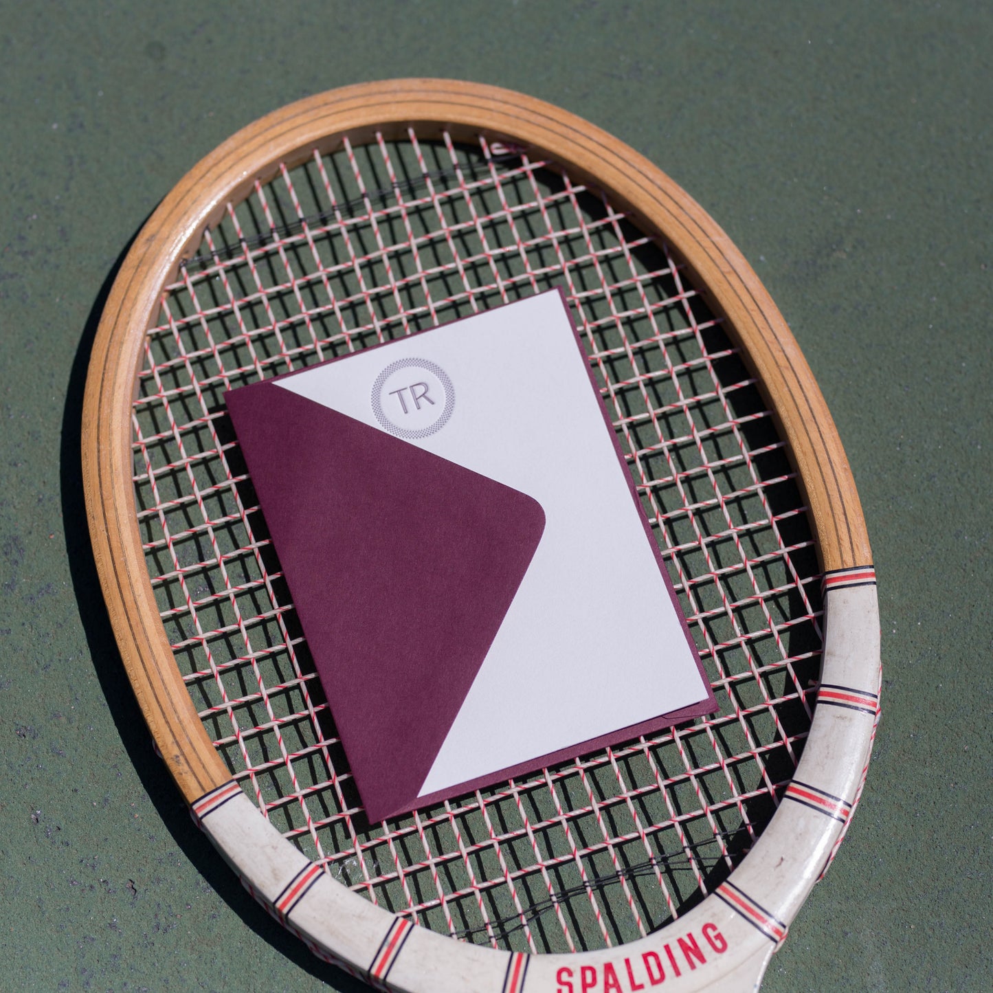 The Simple Circle Notecard
